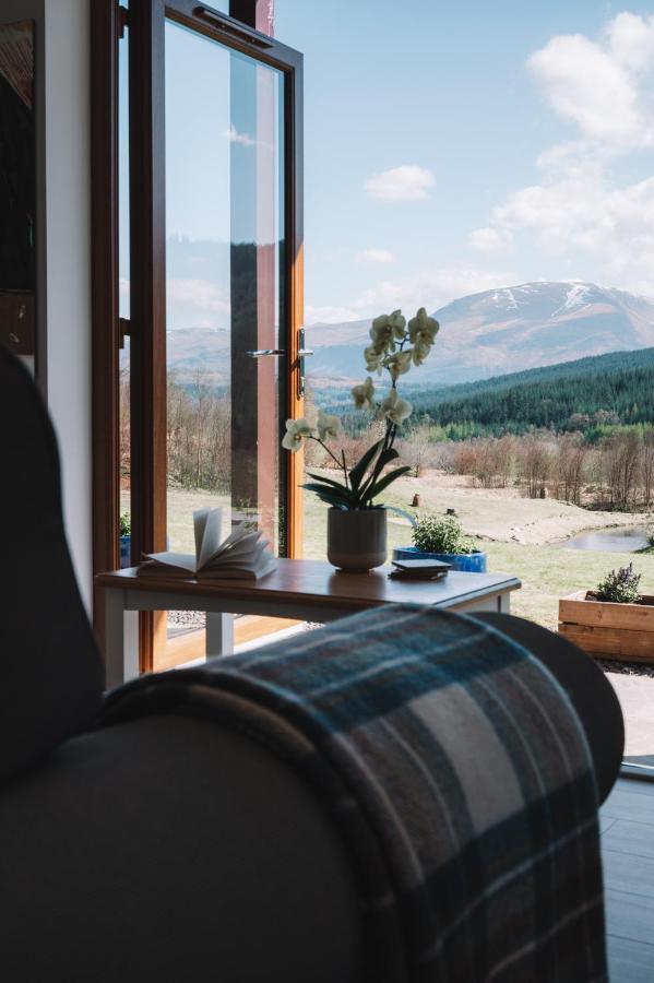 Frances' Sketch Pad With Hot Tub Leilighet Fort William Eksteriør bilde